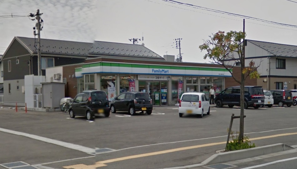 コンビニ　ファミリーマート秋田八橋本町店（コンビニ）まで284m