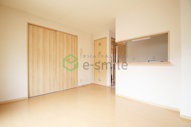 居室・リビング　ゆったり過ごせる居間です