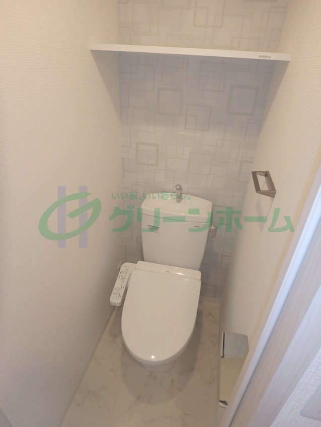 地下鉄千日前線 今里駅 徒歩2分 12階建 築4年のトイレ写真