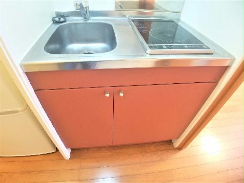 キッチン　設備・仕様は号室により異なる為、現況を優先致します。