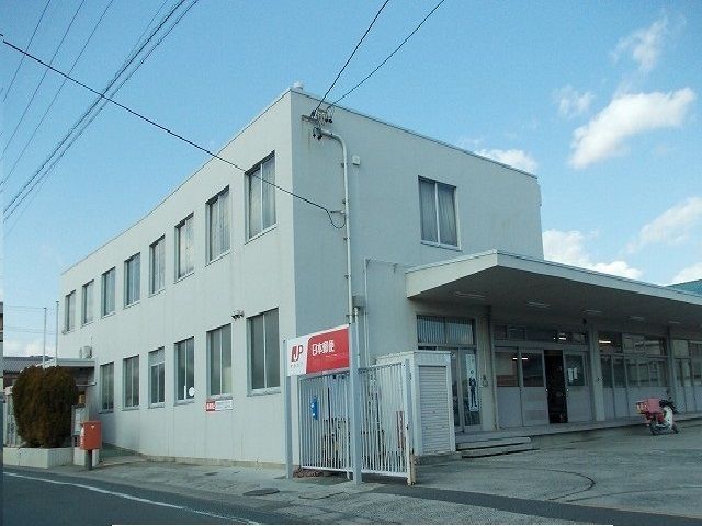 【豊川市御津町西方のアパートの郵便局】
