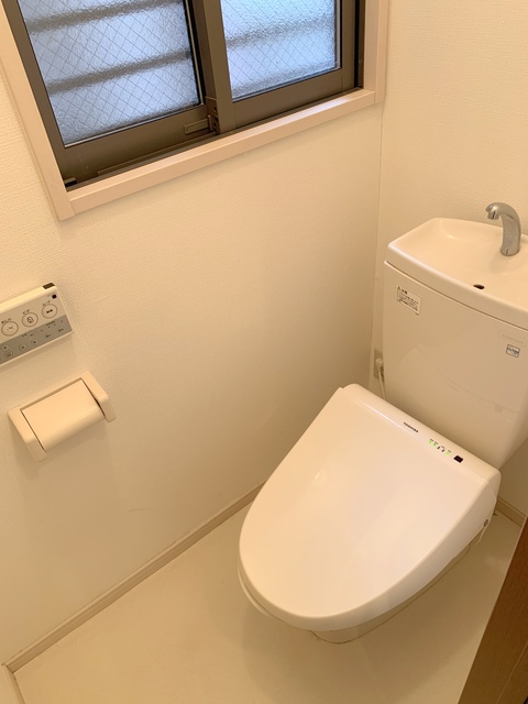 トイレ　清潔感のあるトイレ