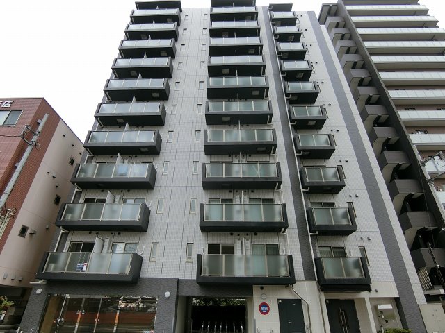 【日野市豊田のマンションの建物外観】