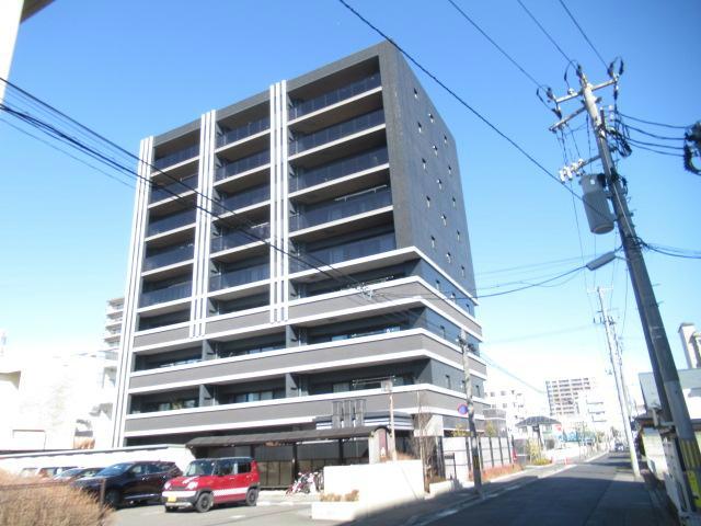 郡山市細沼町のマンションの建物外観