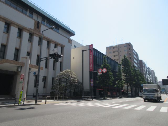 【アーバネックス横濱馬車道の銀行】