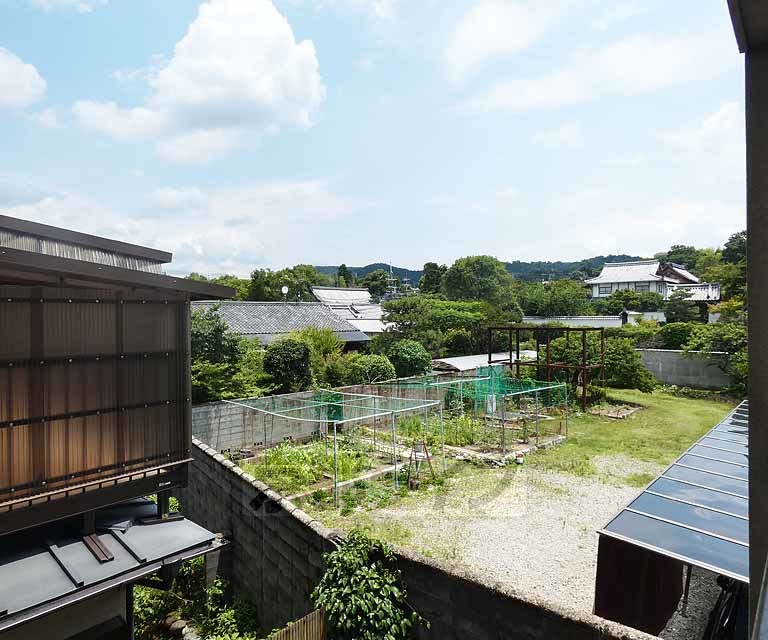 【京都市東山区本町１６丁目のマンションの眺望】