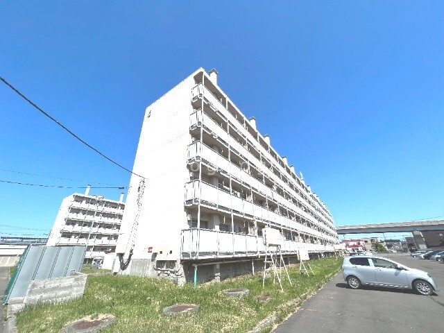 【札幌市手稲区富丘一条のマンションの建物外観】