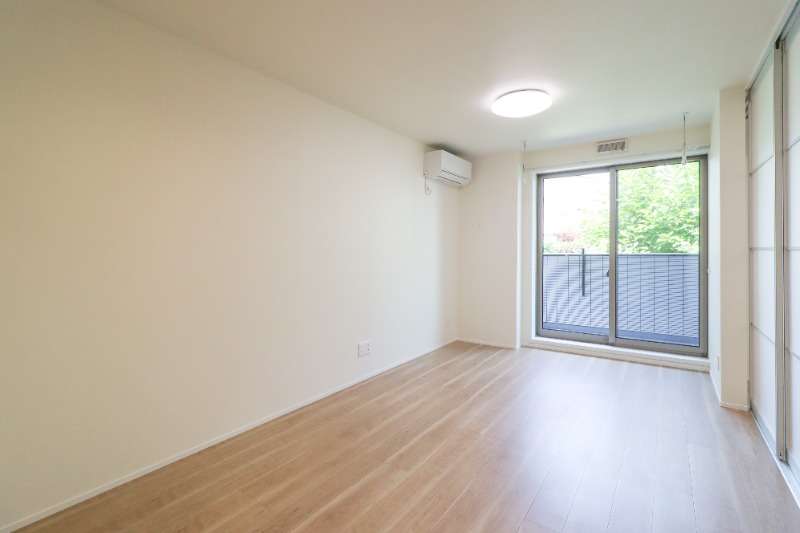 居室・リビング　図面と現状に相違がある場合には現状を優先