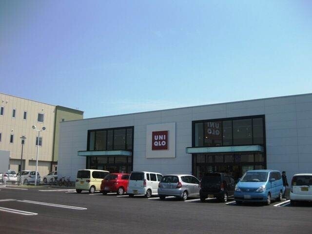 ショッピングセンター　ユニクロ岡山十日市店（ショッピングセンター）まで1254m