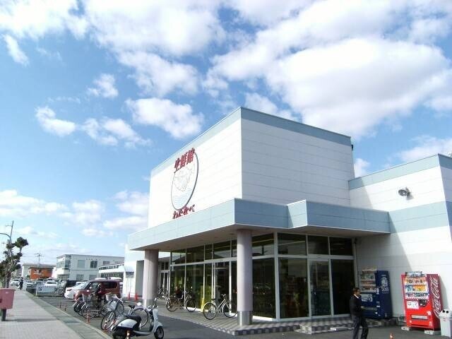 スーパー　わたなべ生鮮館泉田店（スーパー）まで353m