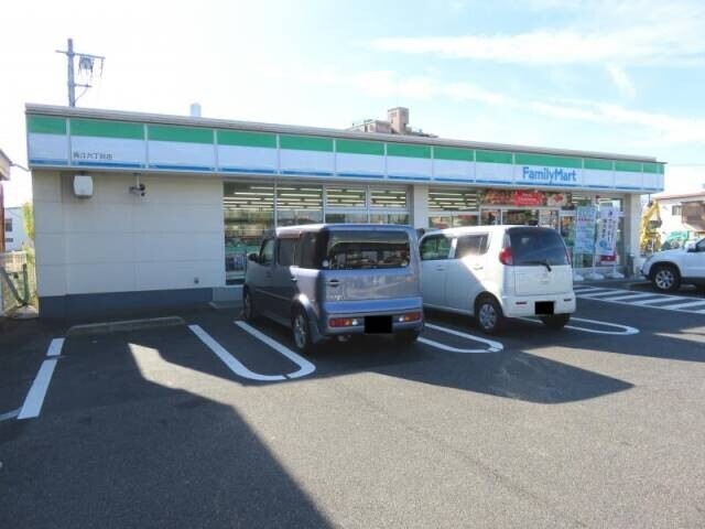 コンビニ　ファミリーマート岡山青江六丁目店（コンビニ）まで124m