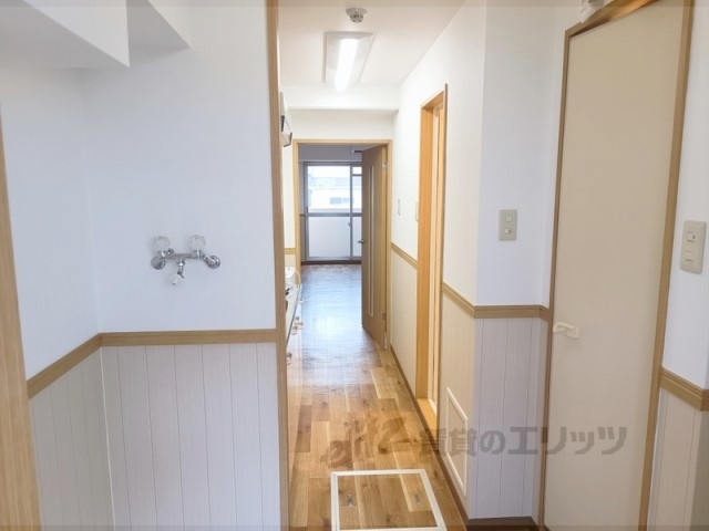 その他部屋・スペース　廊下