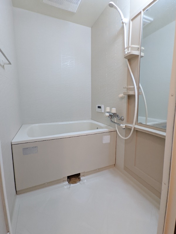 バス・シャワールーム　図面と現状に相違がある場合には現状を優先