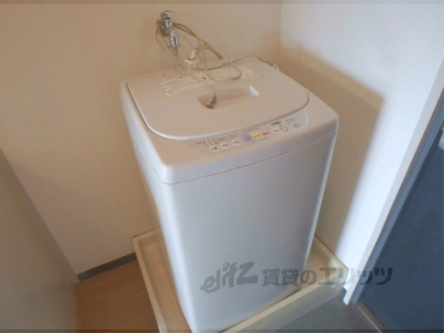879番 洗濯機 （SUUMO】伏見 1K 4階((株)エリッツ西大路駅前店