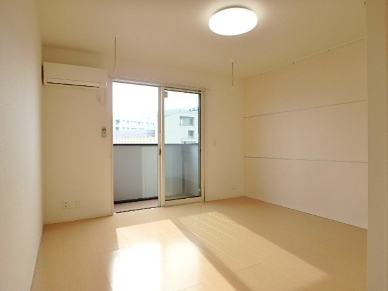 居室・リビング　図面と現状に相違がある場合には現状を優先