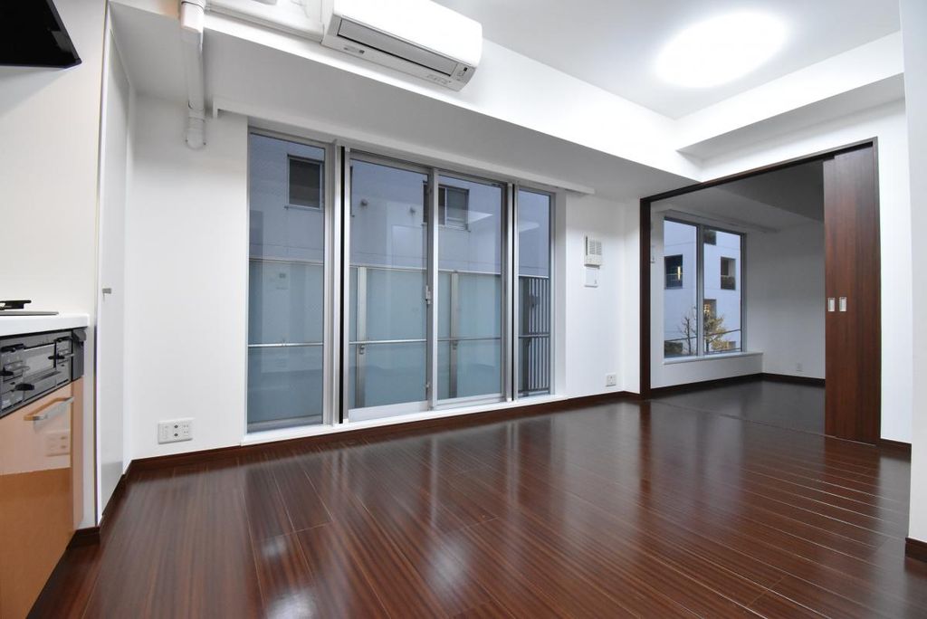 HMA様のお部屋 SUUMO】White Tower Hamamatsucho((株)REVE銀座店提供)／東京都