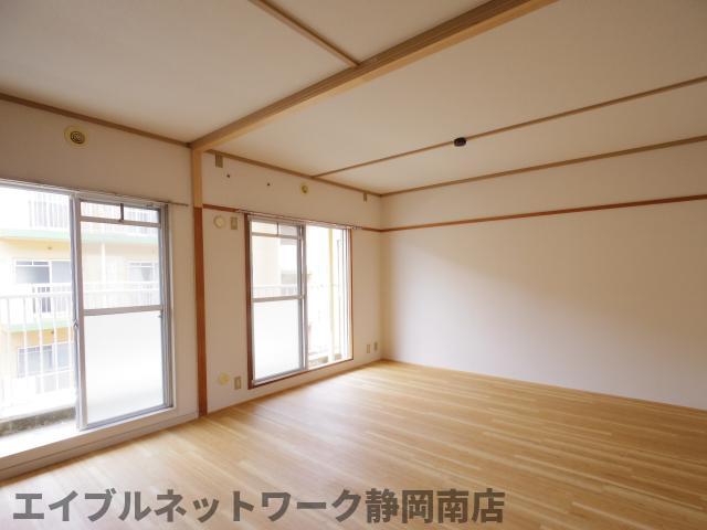 居室・リビング　ゆったり過ごせるリビングです