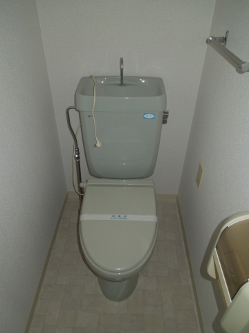 トイレ　※同建物・別物件の写真です