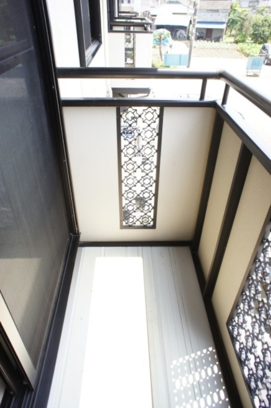 バルコニー　図面と現状に相違がある場合には現状を優先