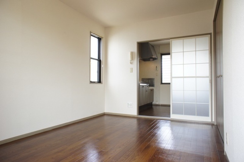 居室・リビング　図面と現状に相違がある場合には現状を優先