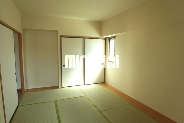 その他　和室６帖・リビングの続き間として利用できます