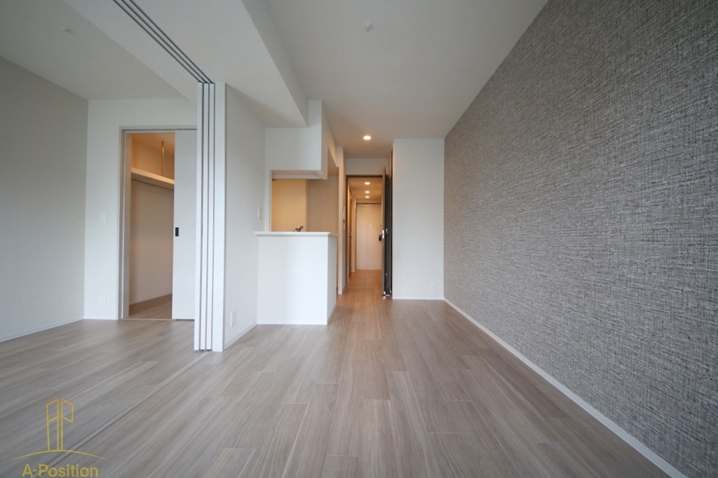 居室・リビング　コンフォリア・リヴ本町WEST Q