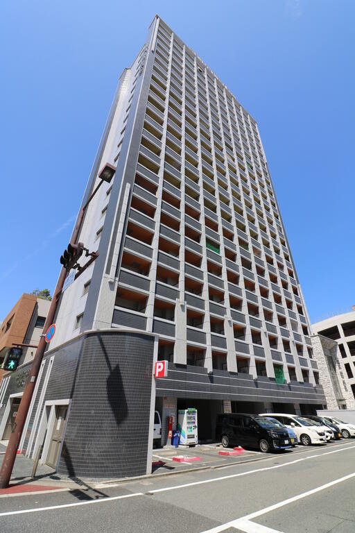 1K Mansion in Chuo-ku, Fukuoka, Fukuoka