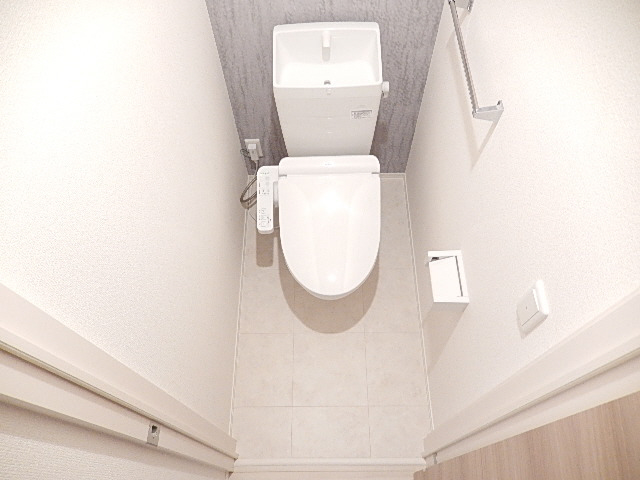 トイレ　同シリーズの画像参照