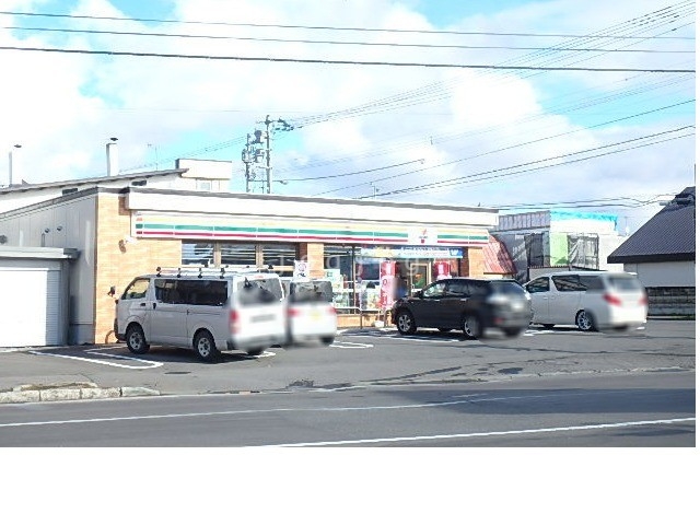 コンビニ　セブンイレブン旭川新富2条店（コンビニ）まで1525m