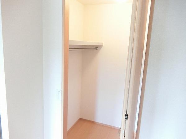 収納　ウォークインクローゼット！