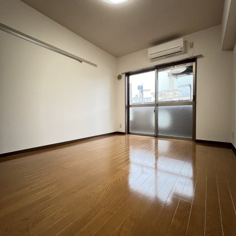 居室・リビング　同仕様タイプです