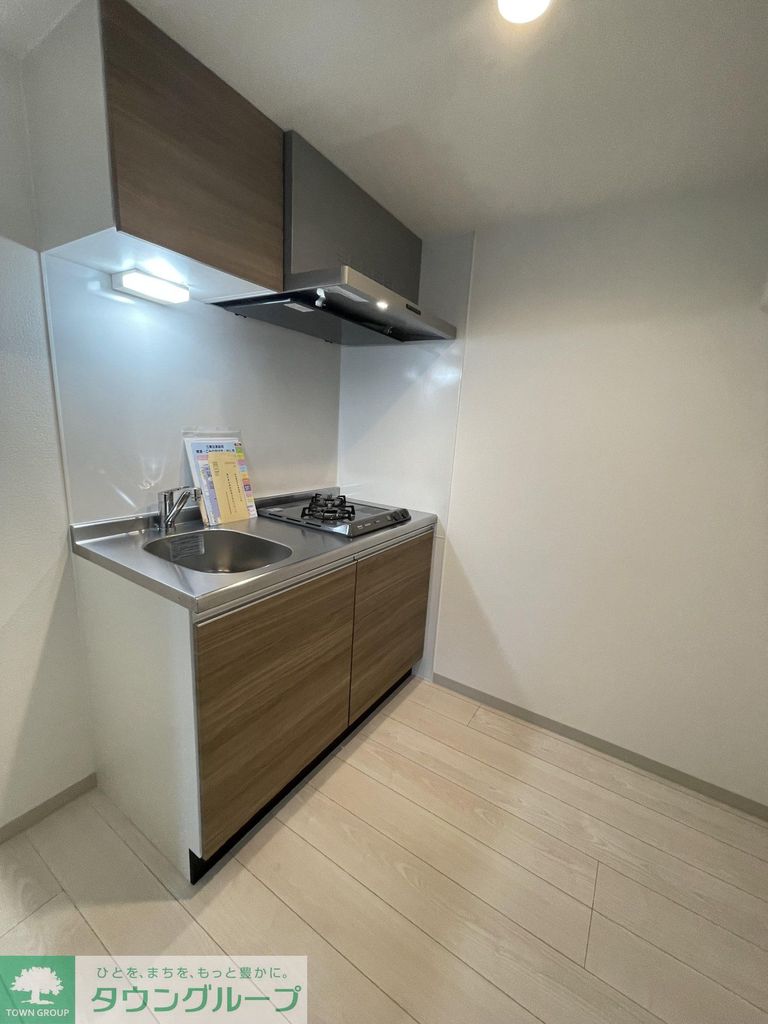 キッチン　玄関