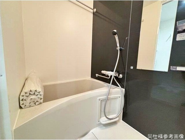 バス・シャワールーム　雨の日でも安心の浴室乾燥機付きです♪