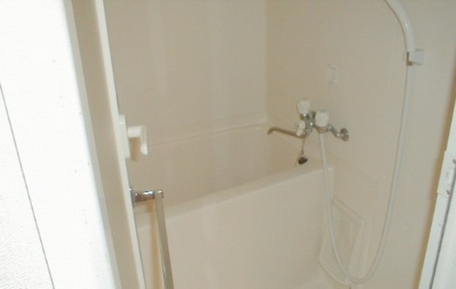 バス・シャワールーム　他の部屋の写真です※現況優先