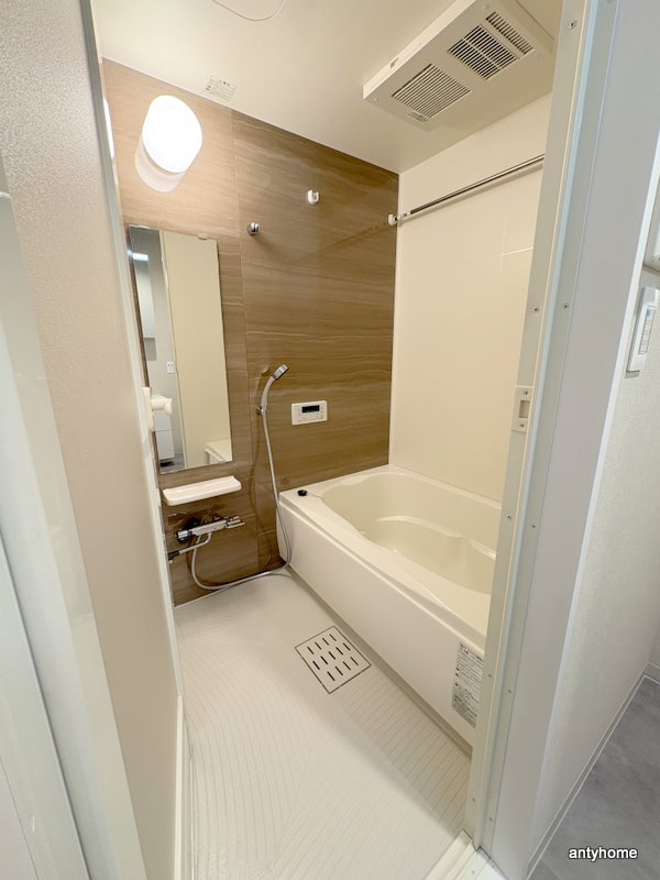 バス・シャワールーム