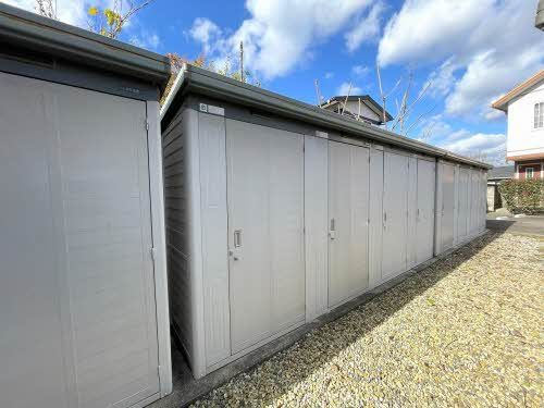 建物外観　ストッカー