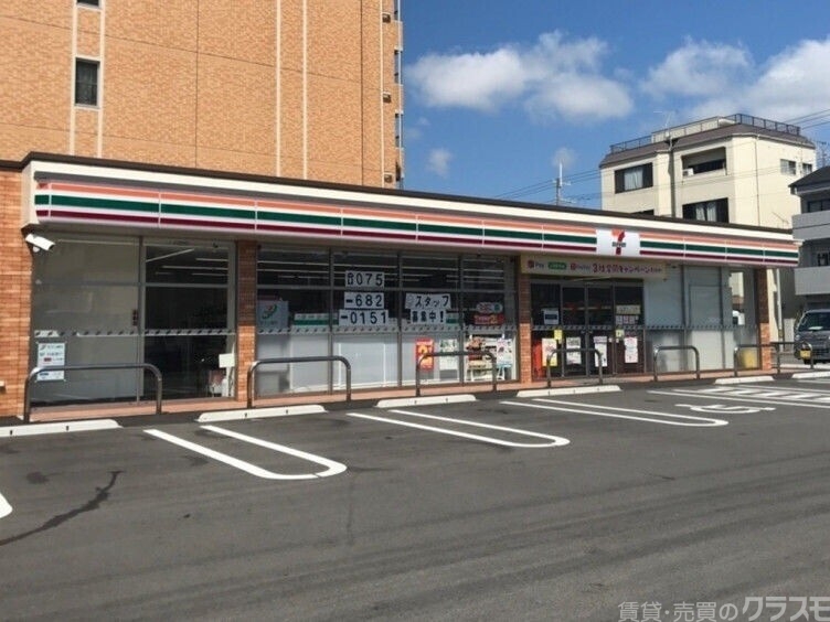 コンビニ　セブンイレブン吉祥院仁木ノ森店（コンビニ）まで287m