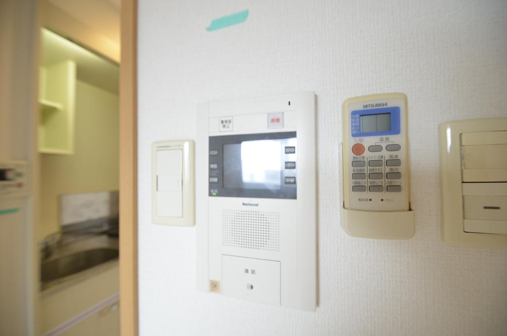セキュリティ　カメラ付インターホン