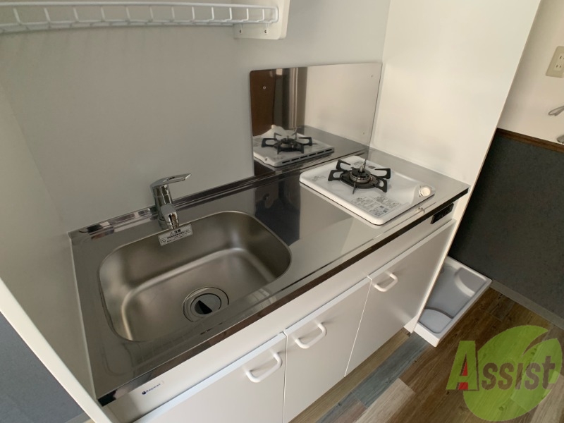 キッチン　キッチンになります。調理も快適にできそうですね！