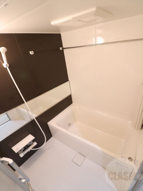 バス・シャワールーム　追炊き・浴室乾燥機能付き