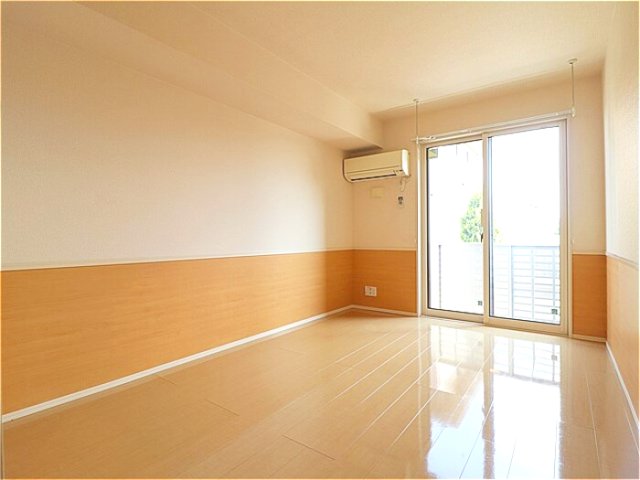 居室・リビング　リビング全景