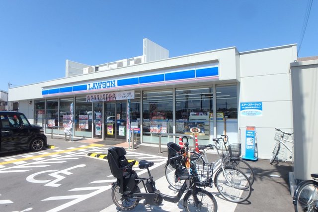 コンビニ　ローソン箕面萱野1丁目店（コンビニ）まで667m