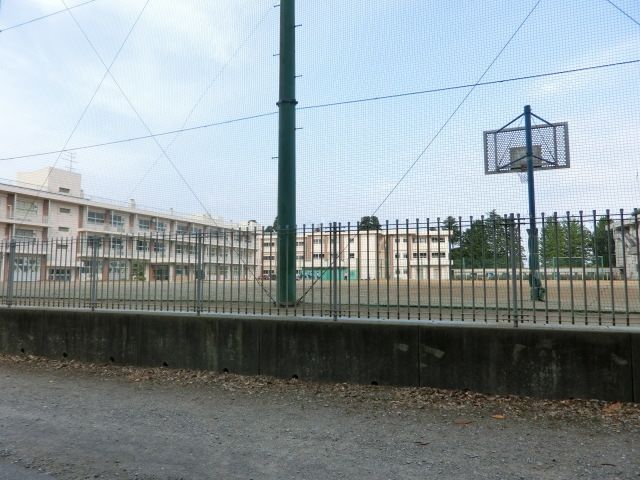 中学校　千葉市立誉田中学校（中学校）まで1158m