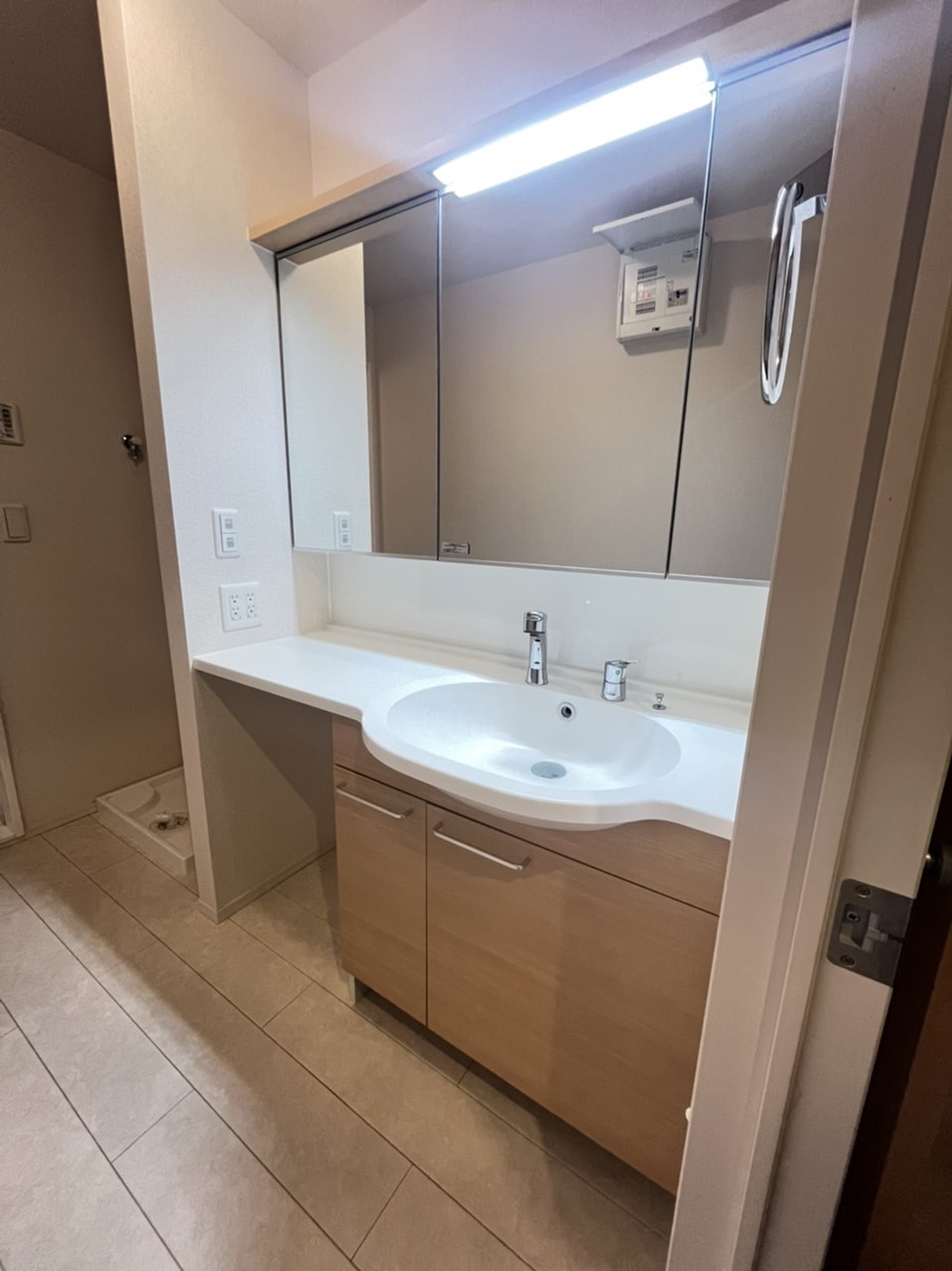 洗面設備　＊同物件、別部屋になります。