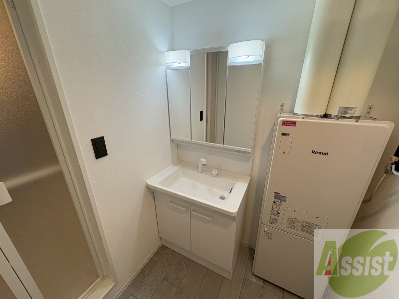 洗面設備　シャンプードレッサーで身支度もラクラクです！