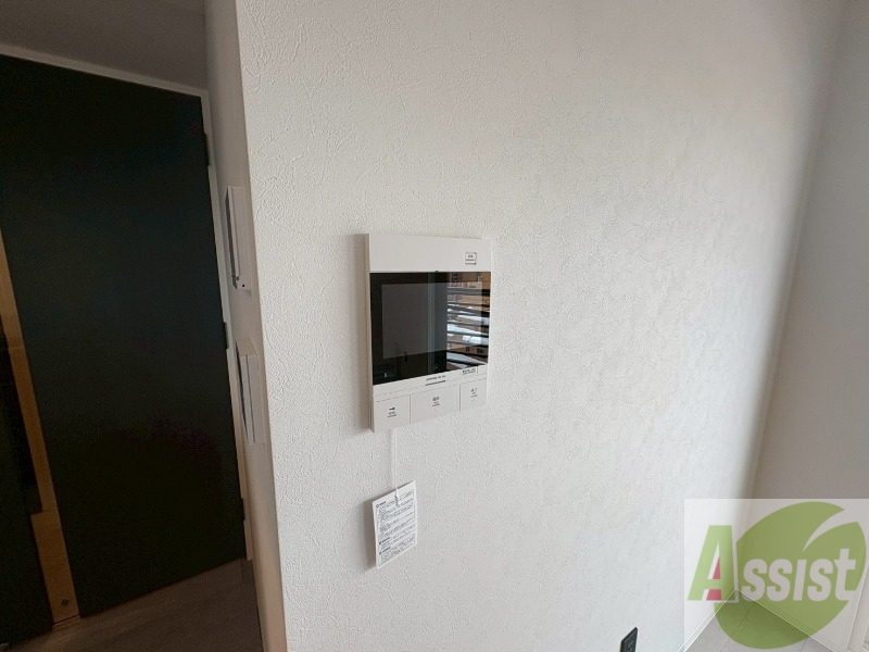 セキュリティ　ＴＶモニター付インターホンです。来客者の顔が見えるので安心！