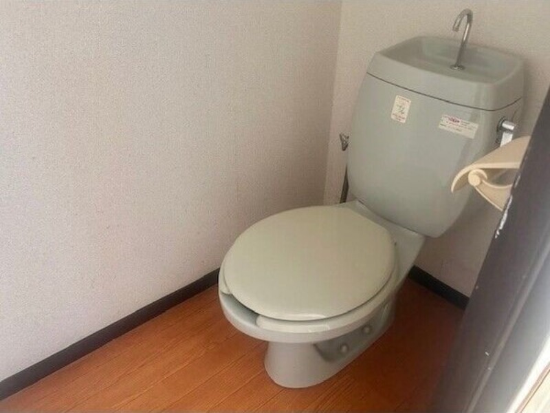 トイレ　図面と現状に相違がある場合には現状を優先