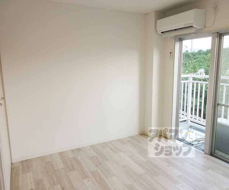 居室・リビング　生まれ変わりました。