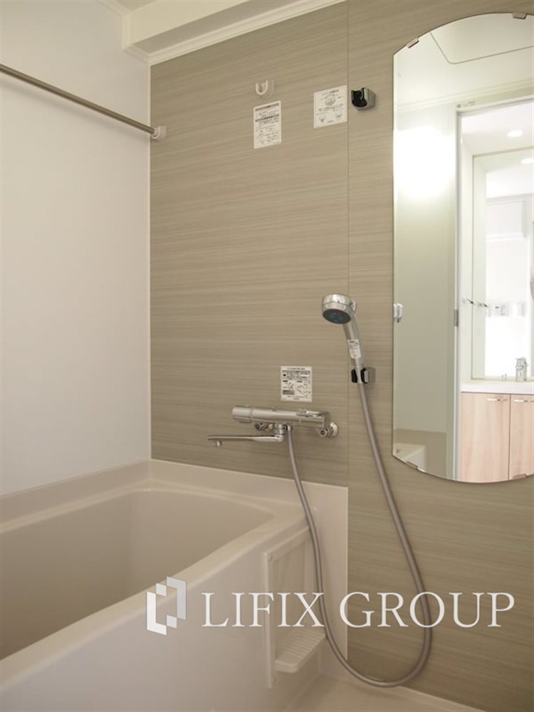 バス・シャワールーム　風呂