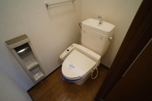 トイレ　洗浄便座